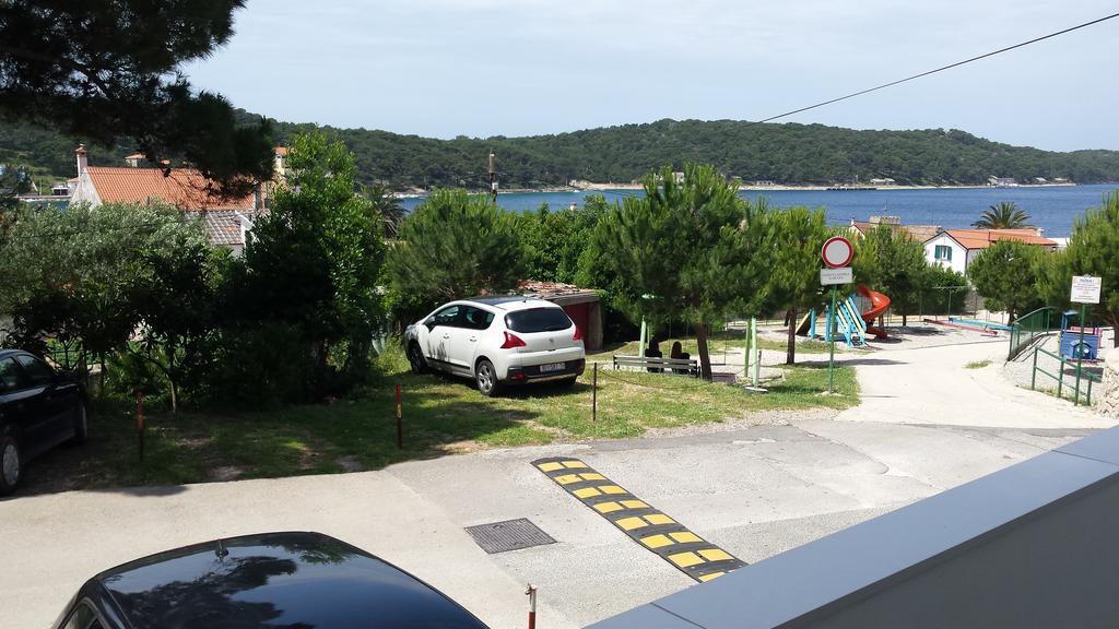 Apartman Zoja Daire Mali Lošinj Dış mekan fotoğraf