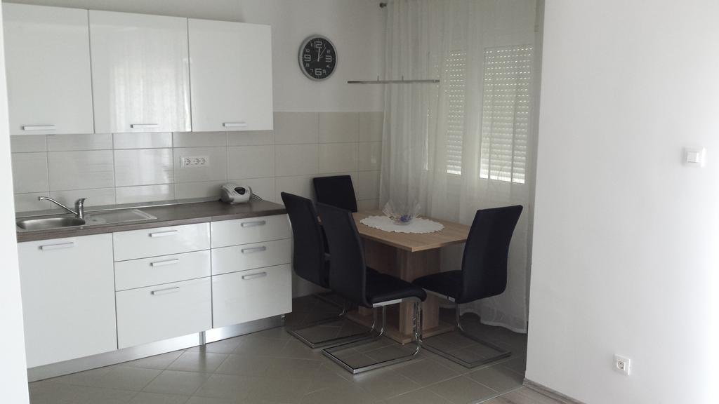 Apartman Zoja Daire Mali Lošinj Dış mekan fotoğraf